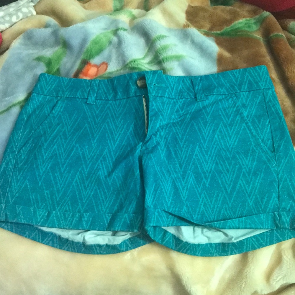 American Eagle midi shorts